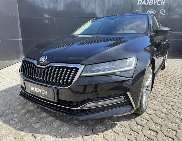 Škoda Superb Liftback 2,0 l 200 kw