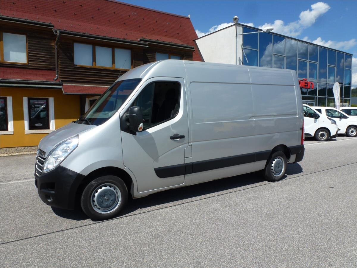 Opel Movano