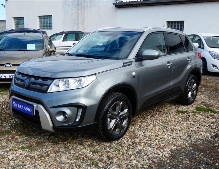 Suzuki Vitara 1