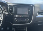 Mitsubishi Outlander SUV / Terénní 2,3 l 110 kw