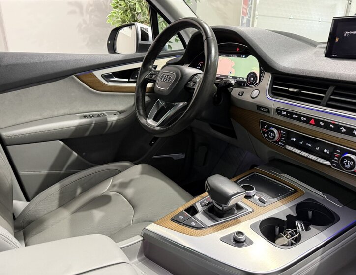 Audi Q7 SUV 3,0 l 200 kw