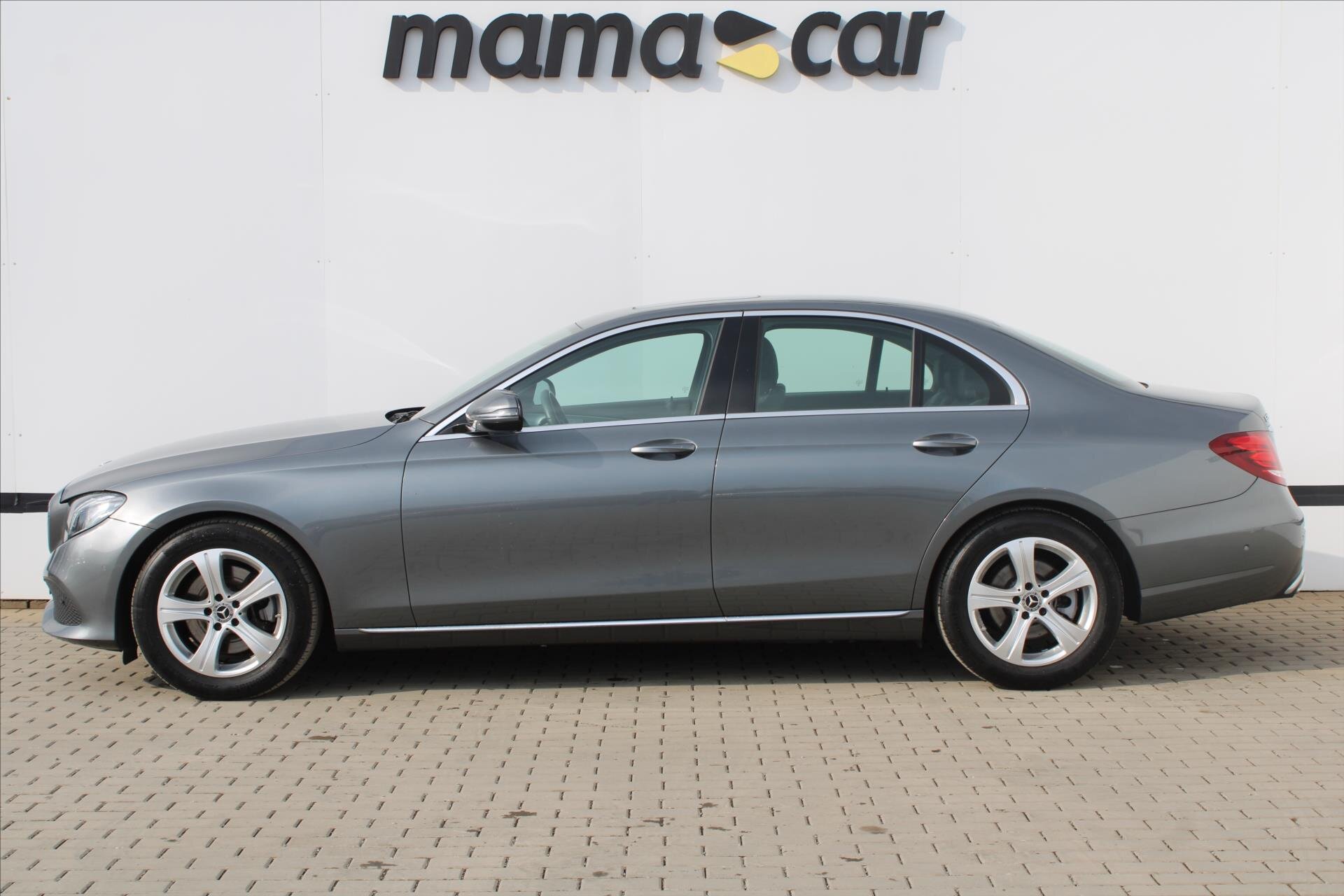 Mercedes-Benz Třídy E Sedan / Limuzína 2,0 l 155 kw
