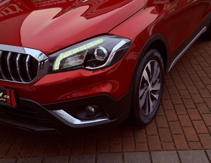 Suzuki SX4 Hatchback 1,4 l 95 kw