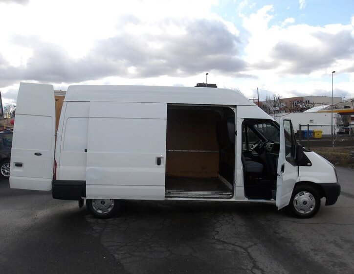 Ford Transit Skříň 2,2 l 74 kw