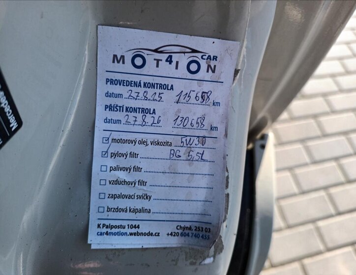 Mercedes-Benz Vito VAN-Minibus 1,8 l 100 kw