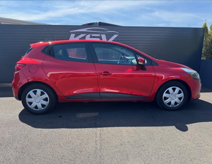 Renault Clio Hatchback 1,1 l 54 kw