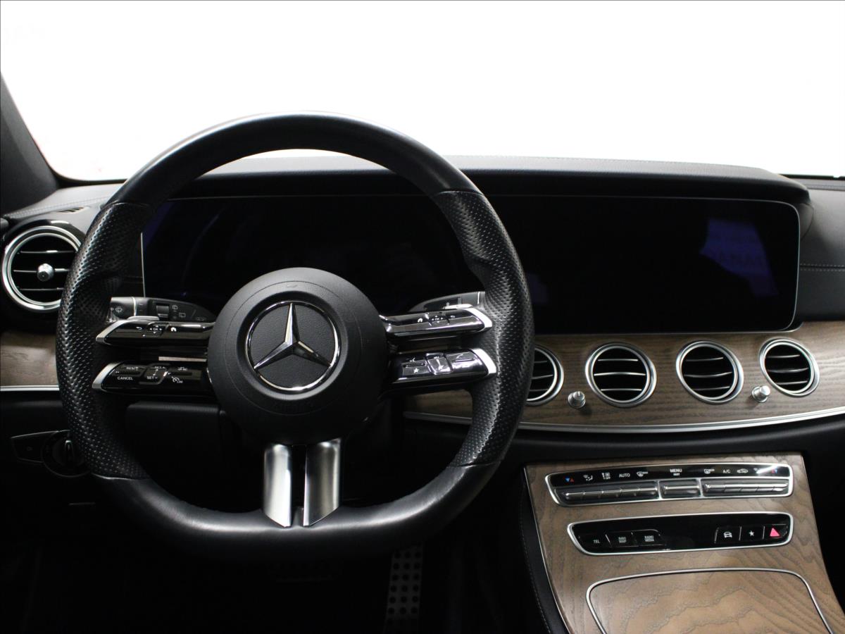 Mercedes-Benz Třídy E