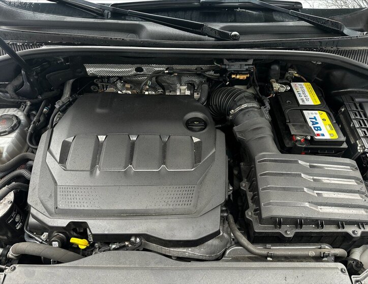 Audi Q3 Kombi 2,0 l 147 kw