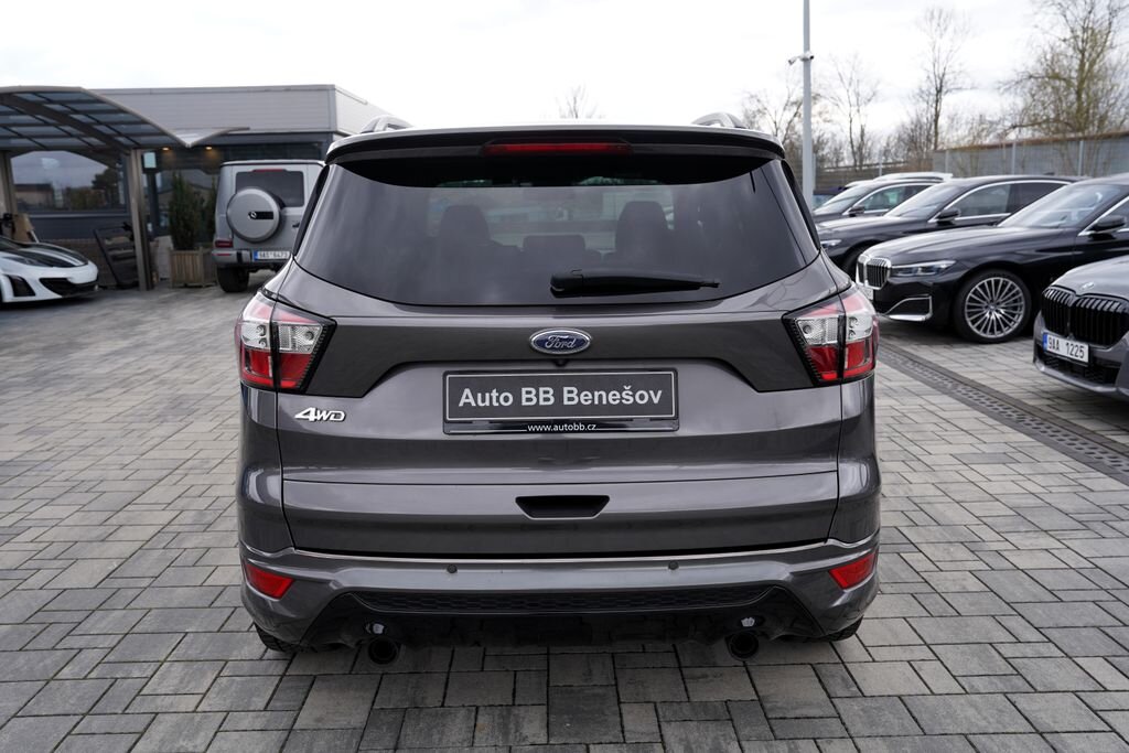 Ford Kuga SUV / Terénní 2,0 l 132 kw