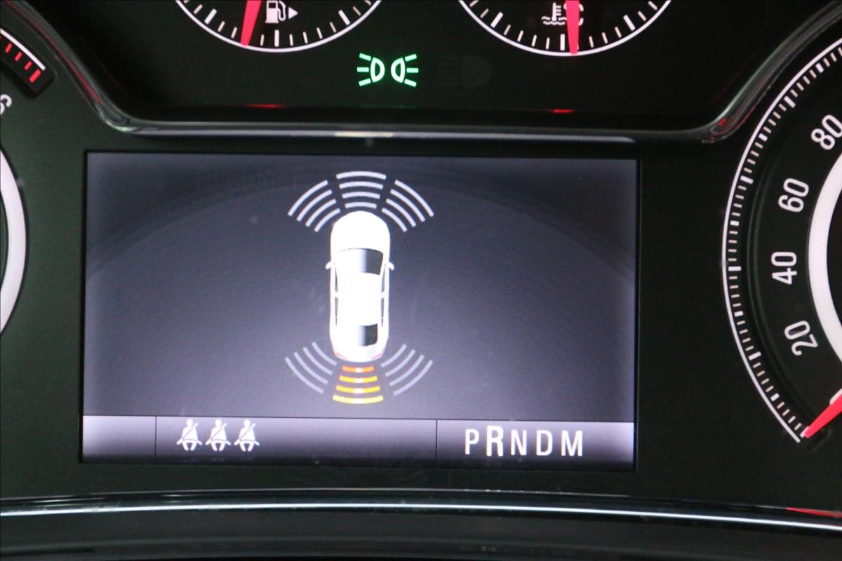 Opel Insignia Kombi 2,0 l 143 kw