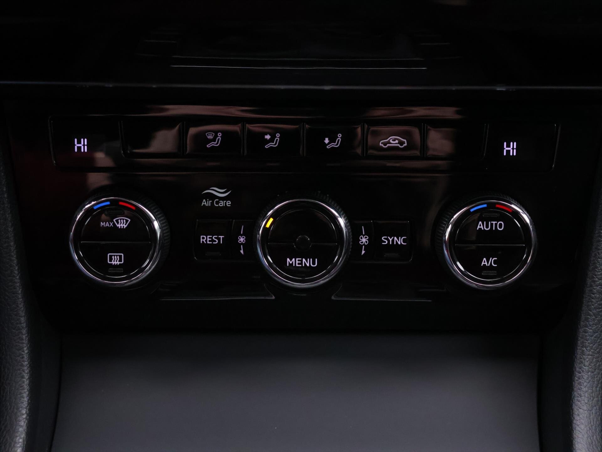 Škoda Superb Sedan 2,0 l 110 kw