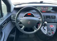 Peugeot 807 MPV 2,0 l 120 kw