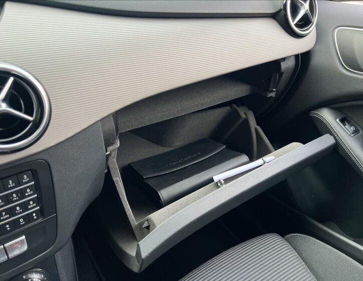 Mercedes-Benz Třídy B Kombi 1,5 l 80 kw