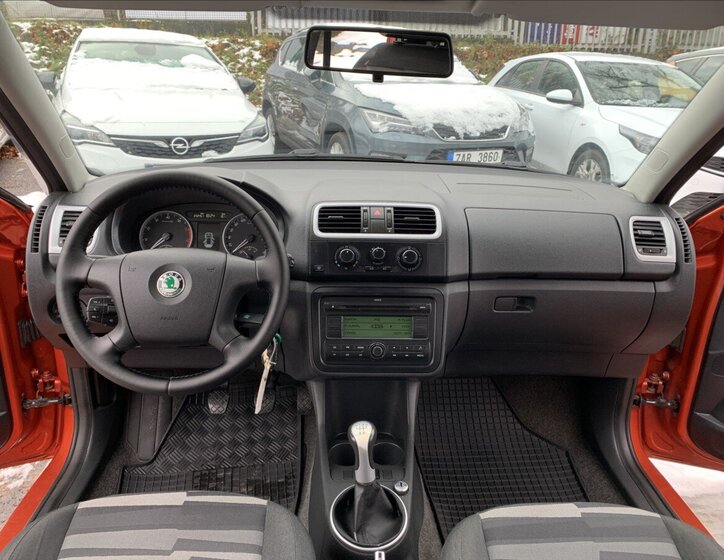 Škoda Roomster 10