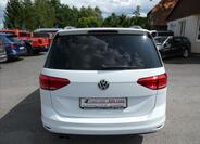 Volkswagen Touran 8
