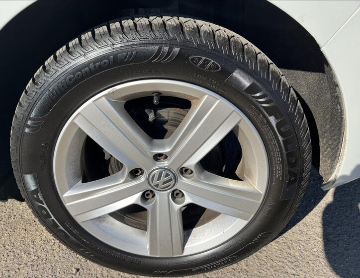 Volkswagen Golf Sportsvan Kombi 1,6 l 81 kw