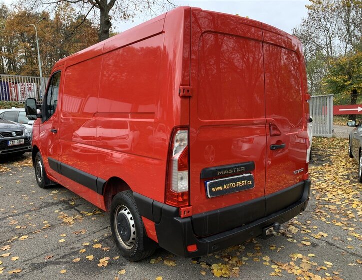 Renault Master 6