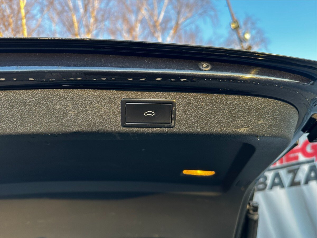 Škoda Superb Kombi 2,0 l 110 kw