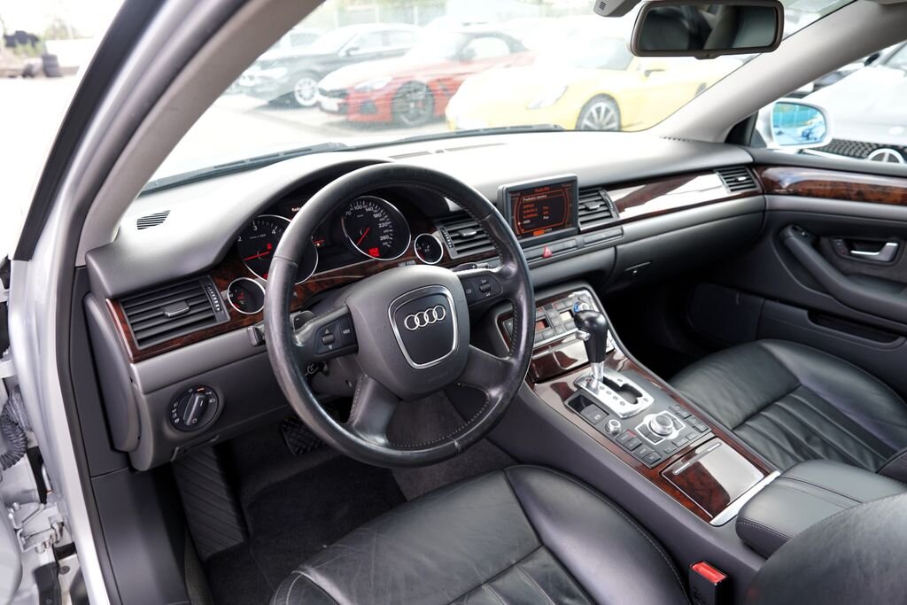 Audi A8 Sedan 3,0 l 171 kw