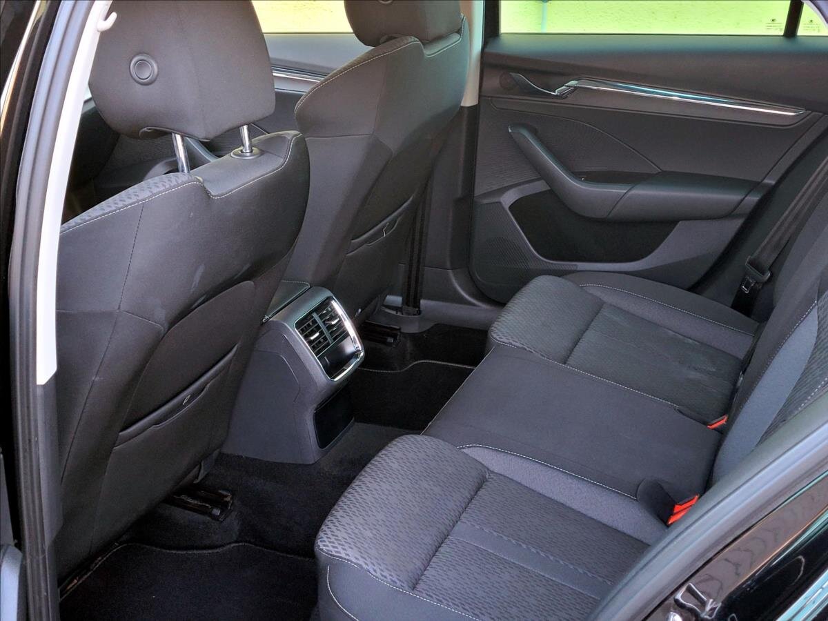 Škoda Octavia Kombi 1,5 l 110 kw