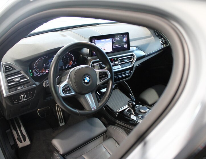 BMW X4 SUV 3,0 l 210 kw