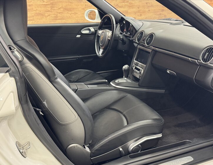 Porsche Cayman Kupé 3,4 l 217 kw