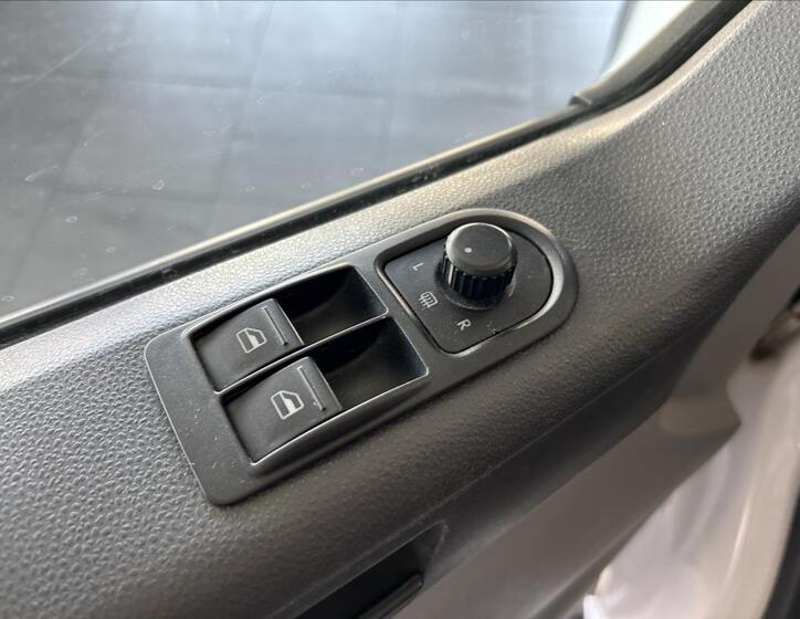 Volkswagen Transporter 11