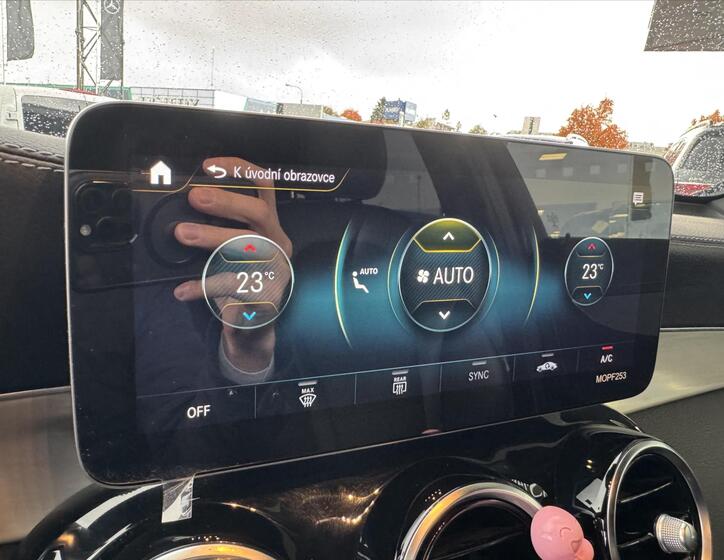 Mercedes-Benz GLC 12