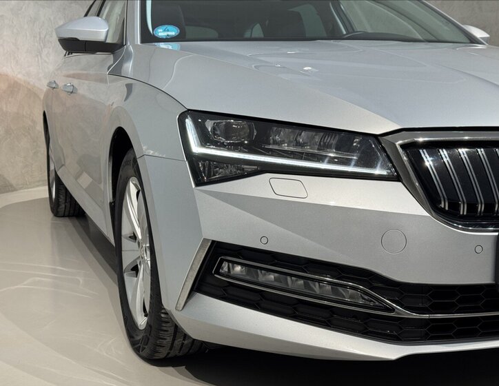 Škoda Superb Kombi 1,4 l 160 kw