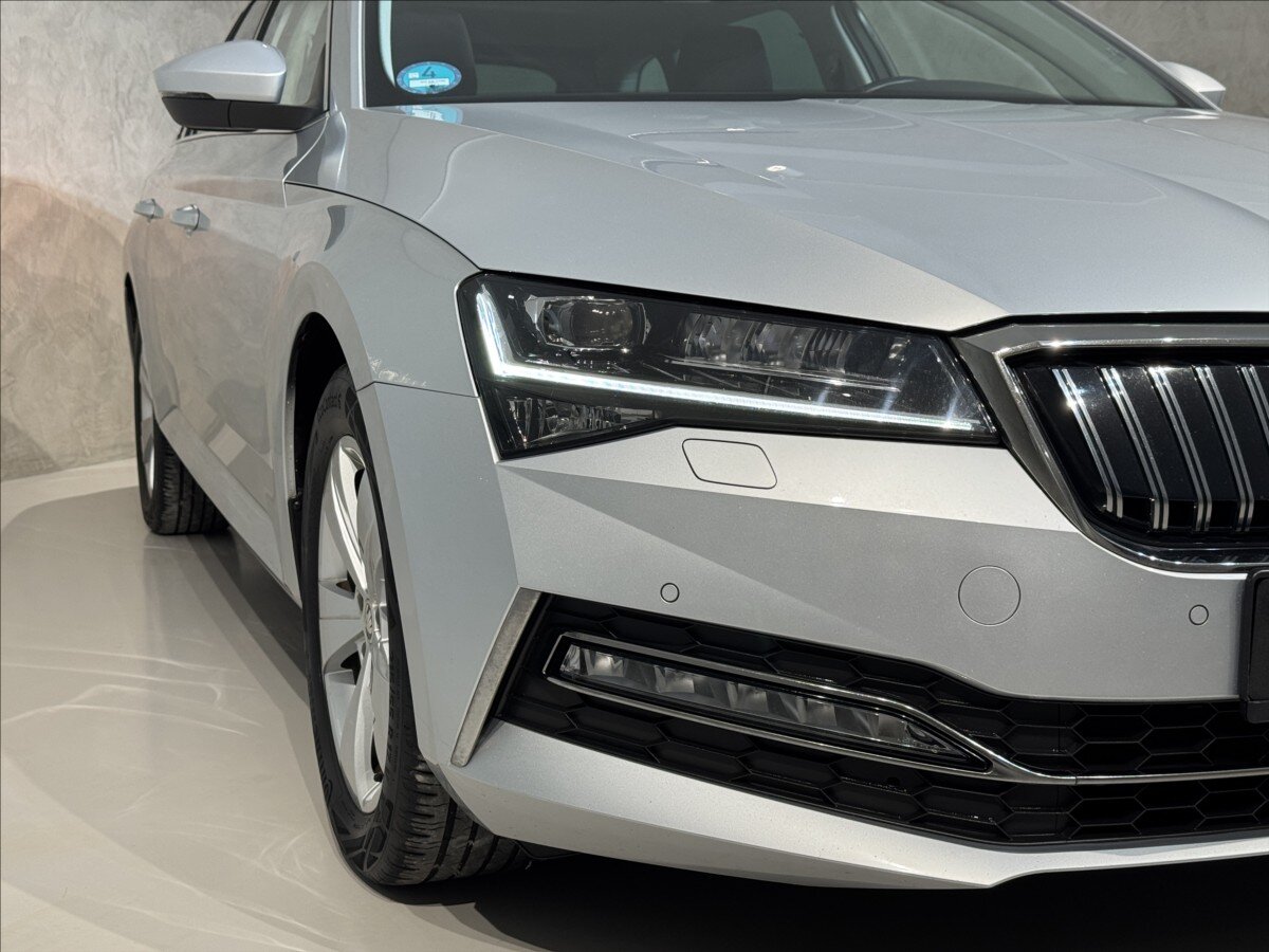 Škoda Superb Kombi 1,4 l 160 kw