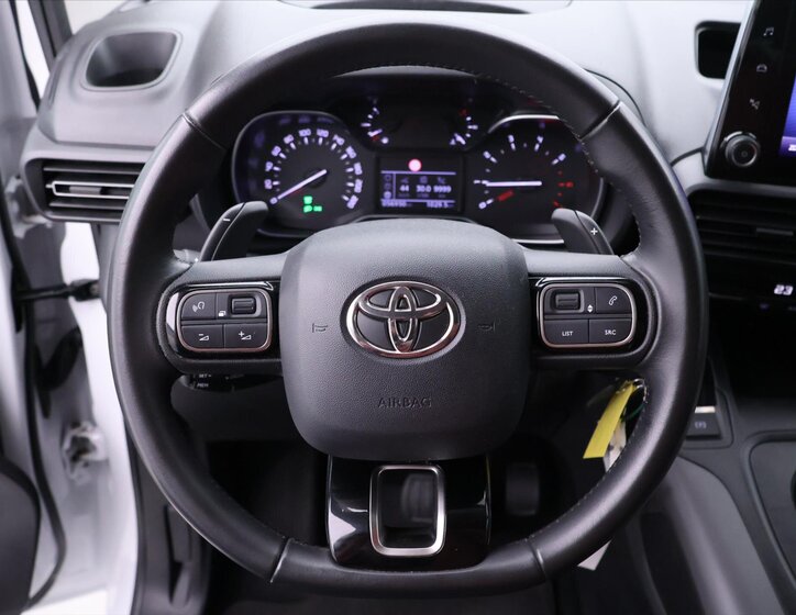 Toyota ProAce City Verso MPV 1,2 l 96 kw