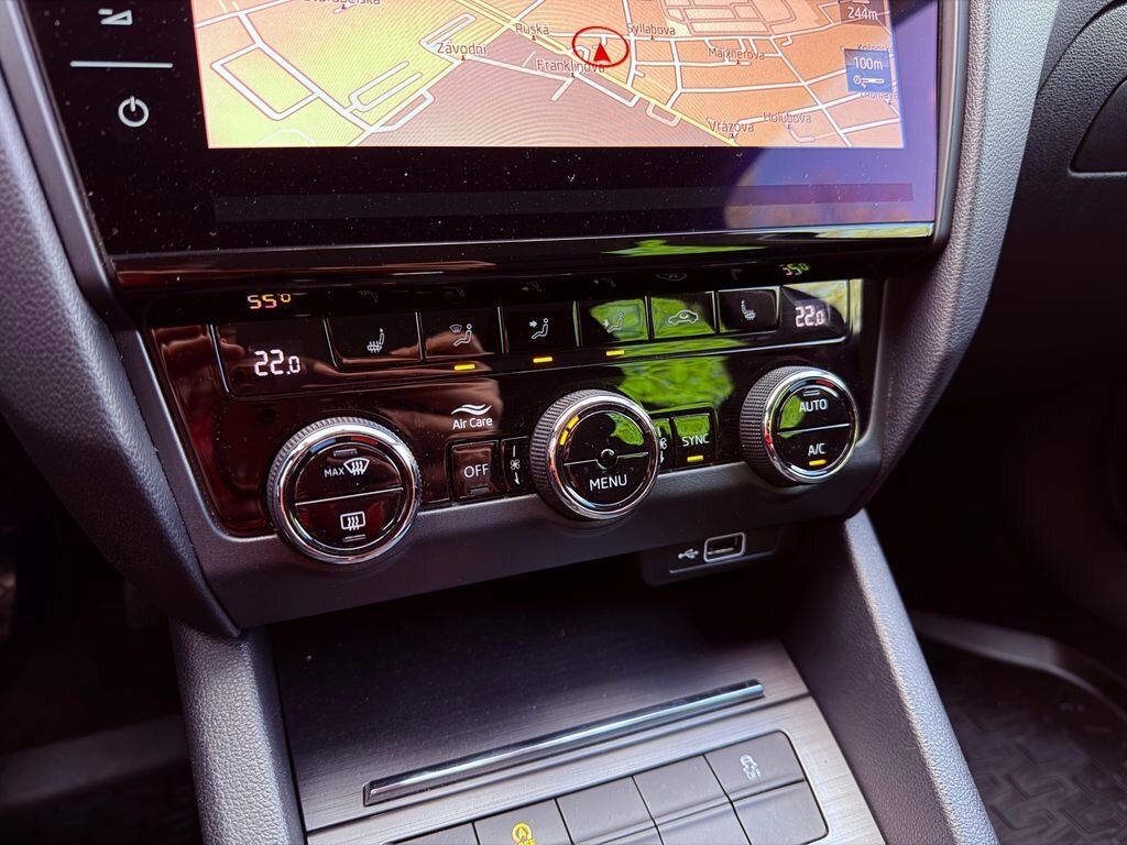 Škoda Octavia Kombi 2,0 l 110 kw
