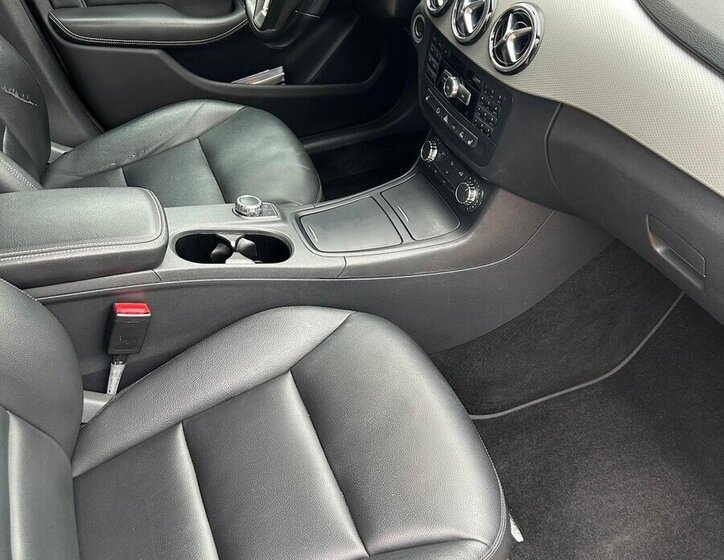 Mercedes-Benz Třídy B Sedan / Limuzína 0,0 0