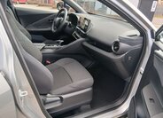 Toyota C-HR SUV / Terénní 1,8 l 72 kw