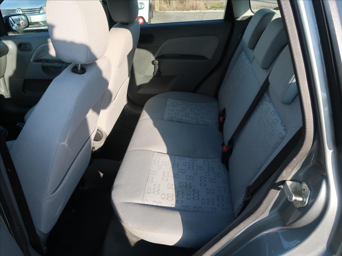 Ford Fiesta Hatchback 1,3 l 51 kw