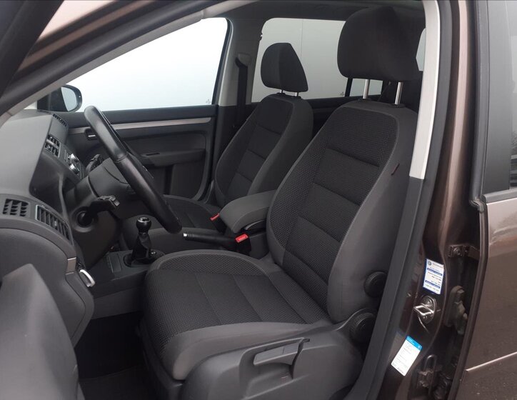 Volkswagen Touran MPV 2,0 l 103 kw