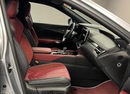 Lexus RX 500h SUV 2,4 l 273 kw