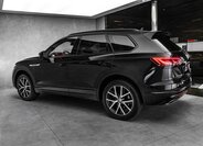 Volkswagen Touareg SUV / Terénní 3,0 l 210 kw
