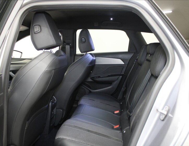 Peugeot 308 Kombi 1,2 l 96 kw