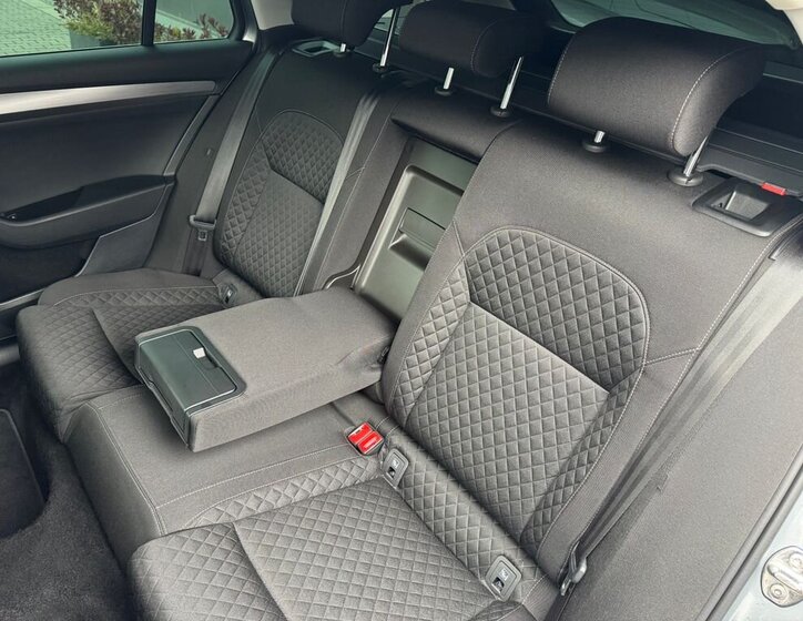 Škoda Superb Kombi 2,0 l 140 kw