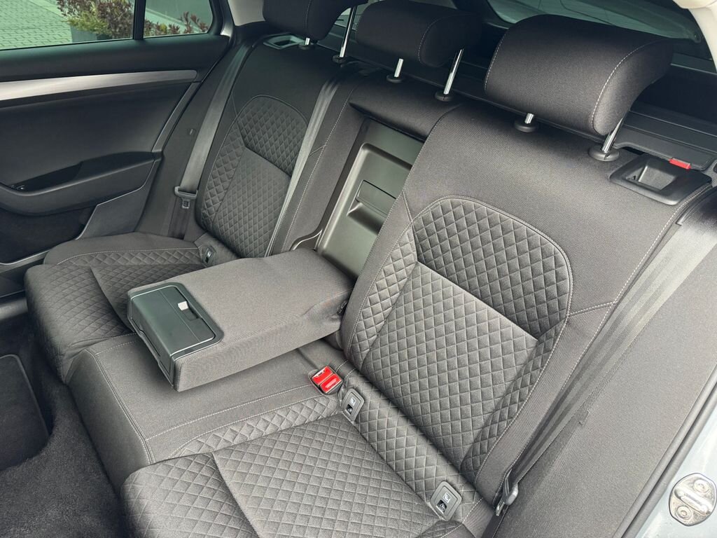 Škoda Superb Kombi 2,0 l 140 kw