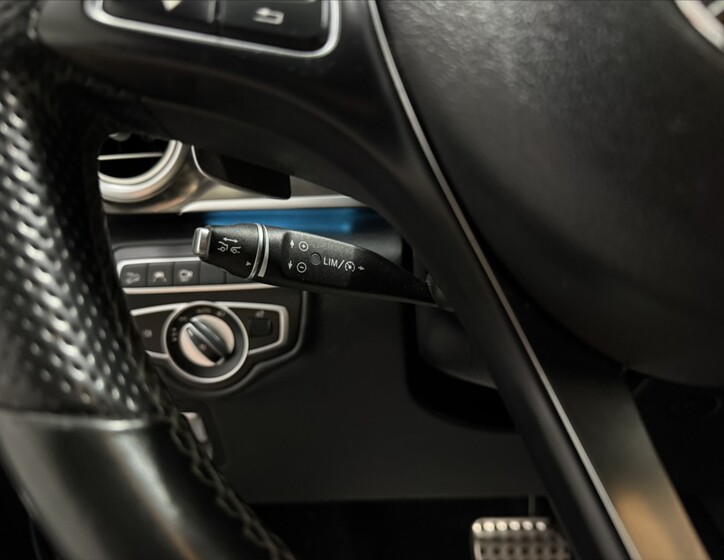 Mercedes-Benz Třídy V 11