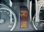 Mercedes-Benz Vito 13