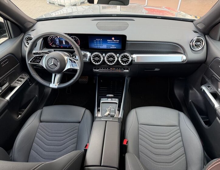 Mercedes-Benz GLB SUV / Terénní 2,0 l 110 kw