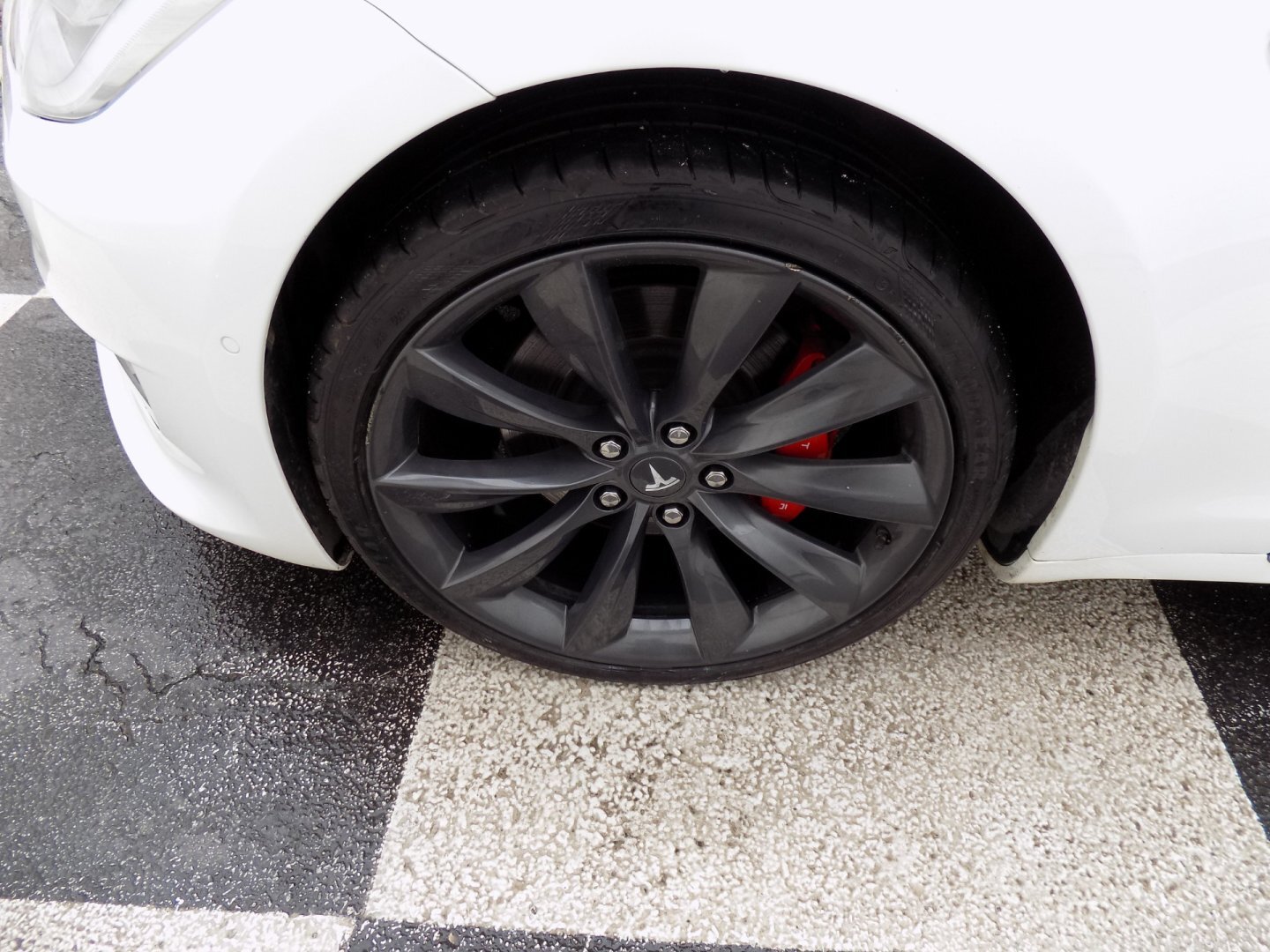 Tesla Model S Sedan / Limuzína 1,0 576 kw