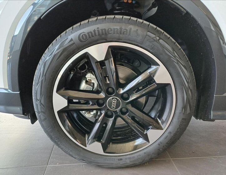 Audi Q2 SUV 1,5 l 110 kw