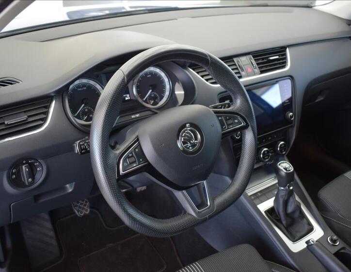 Škoda Octavia 9
