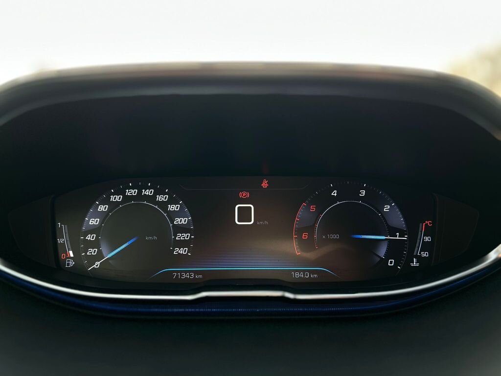 Peugeot 3008 SUV 1,5 l 96 kw