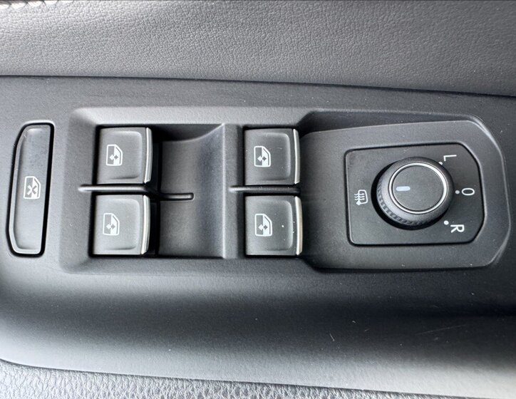 Volkswagen Passat Kombi 1,5 l 110 kw