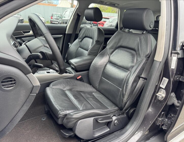 Audi A6 Allroad Kombi 3,0 l 171 kw